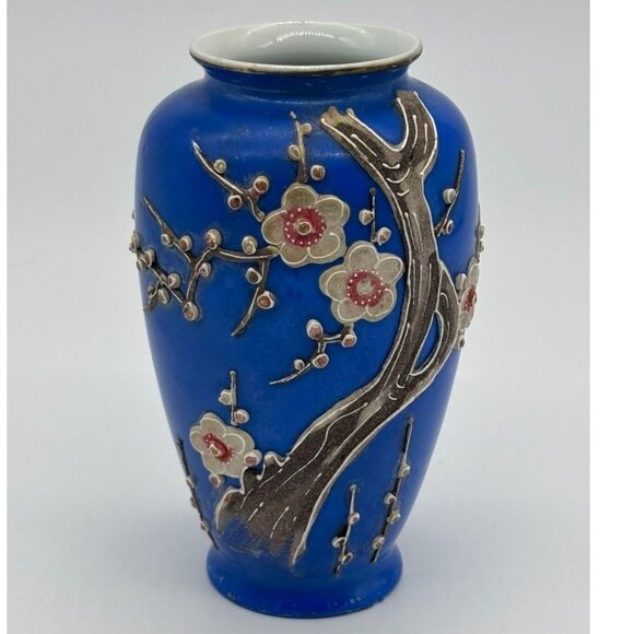 Vintage EIN Made in Japan Small Vase Moriage Deep Blue With Pink Apple Blossoms~ - Picture 1 of 6